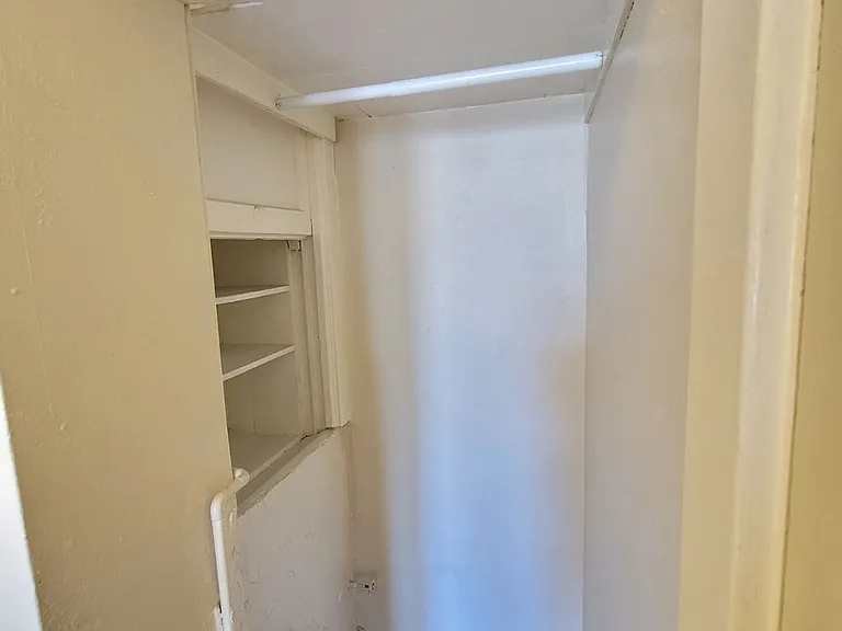 755 Clay St #12 — Photo 3