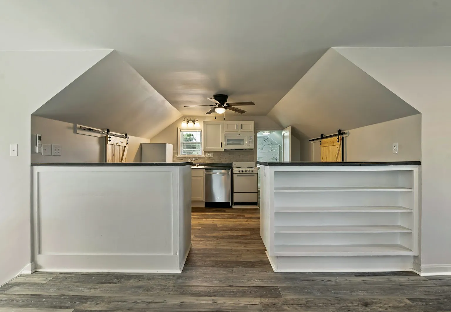 1205 Charleston Avenue, Unit 3 — Photo 3