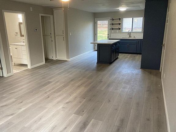 3rd image of 12324 Shaunsetta Ct