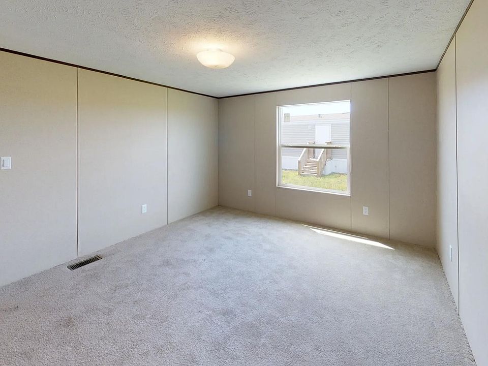 1st image of 676 Milan Dr