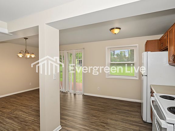 4th image of 41 Damon Rd
