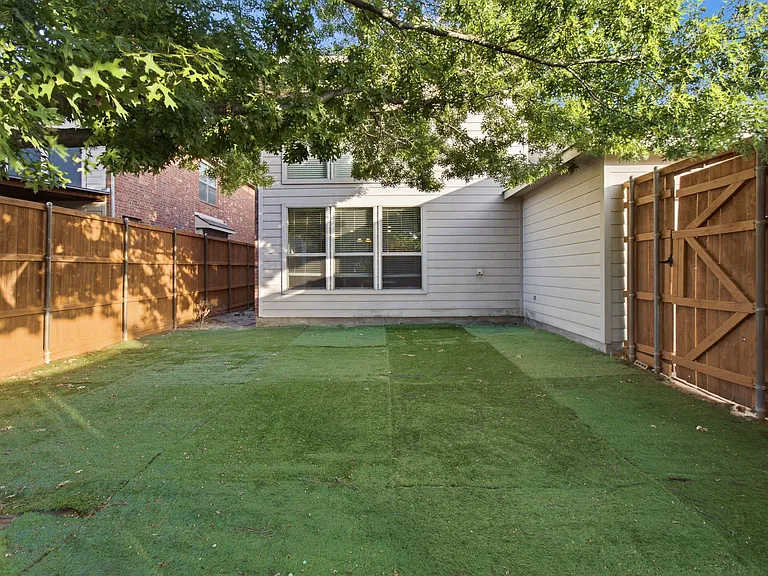 4608 Brighton Dr — Photo 28