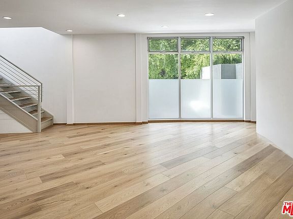4th image of 512 Brooks Ave APT 6