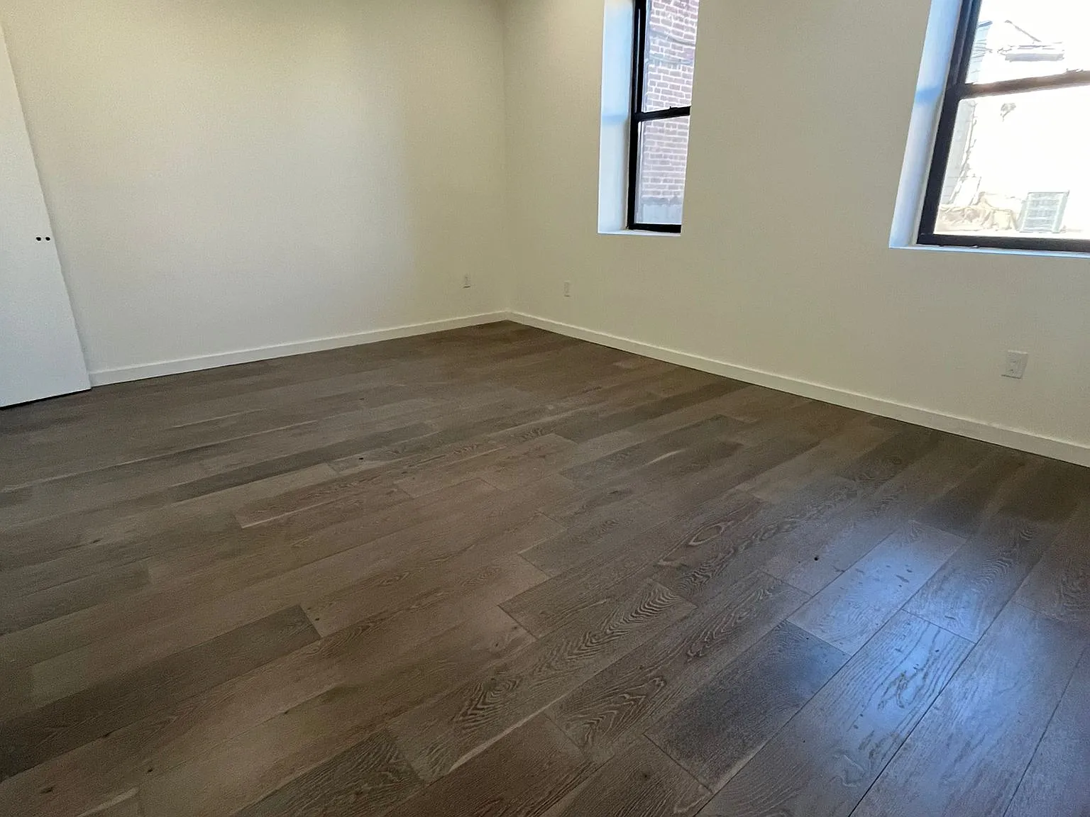 1 bed, 750 sqft, $1,800 — Photo 4