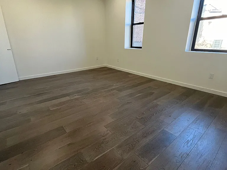 1155 Elizabeth Ave #2 — Photo 4