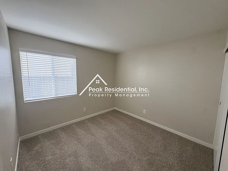 10846 Basie Way — Photo 10