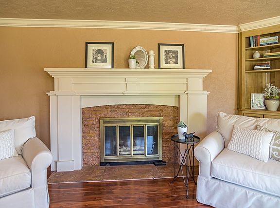 5th image of 722 Crestview Pl
