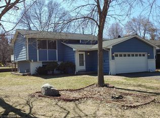 12085 Robin Rd, Osseo, MN 55369