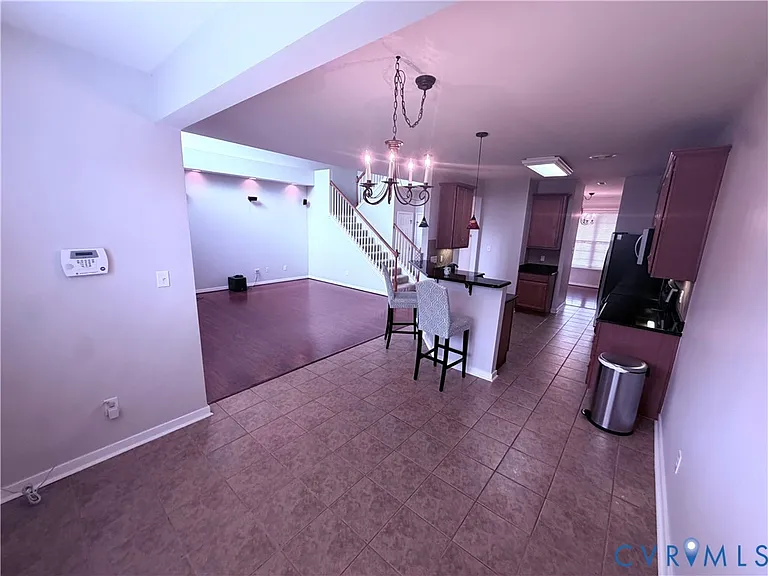 936 Jamerson Ln — Photo 8