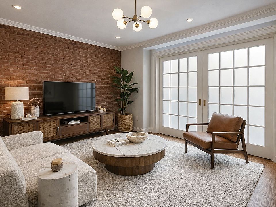 1st image of 424 E 9th St APT 10