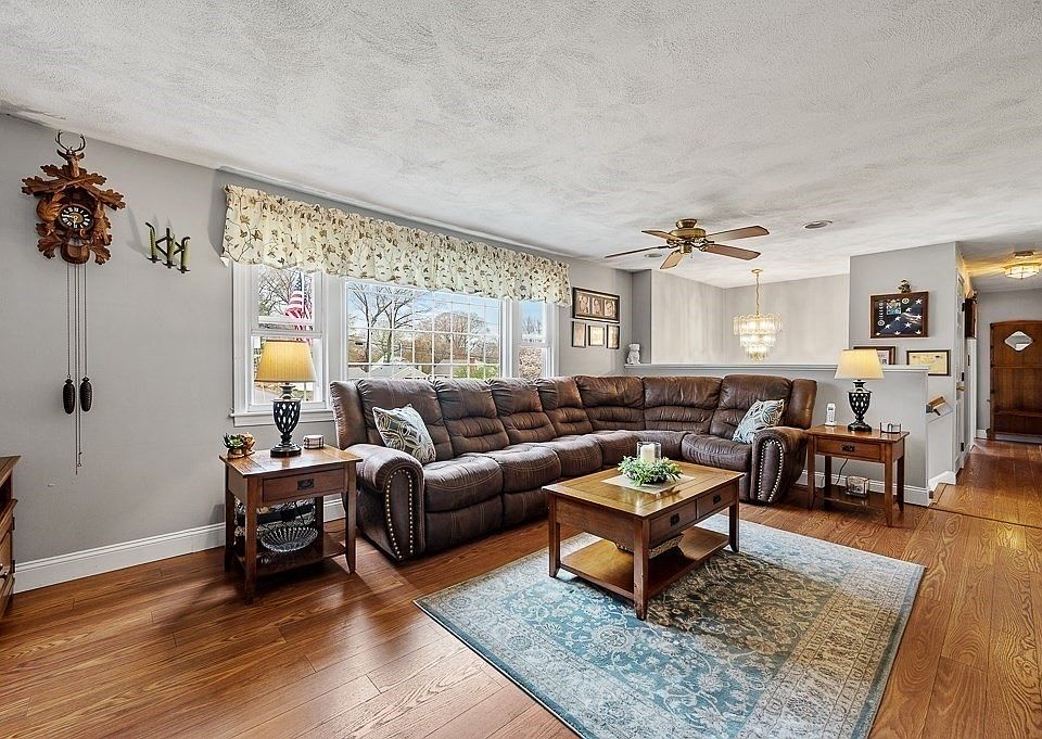 611 Stevens St, Marlborough, MA 01752 Zillow