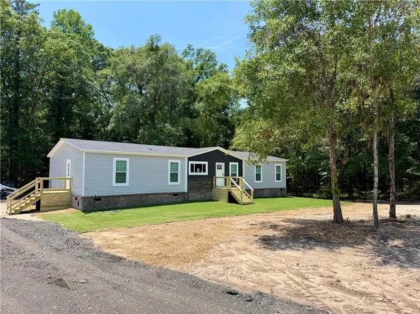 39 Parker Dr, Phenix City, AL 36875