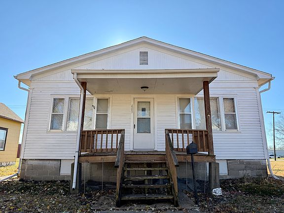 2nd image of 403 Carolina St