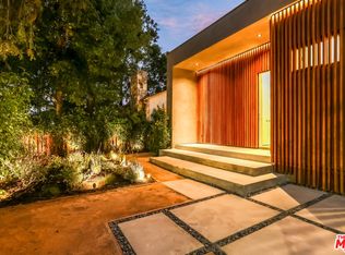 1525 Walgrove Ave, Los Angeles, CA 90066