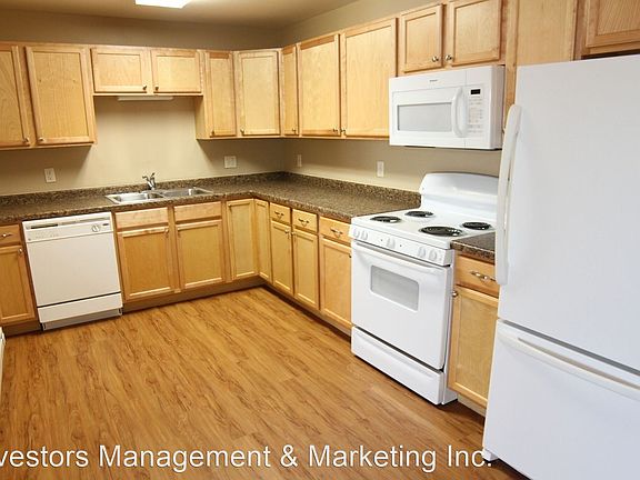 2nd image of 3920 Garden View Dr #314
