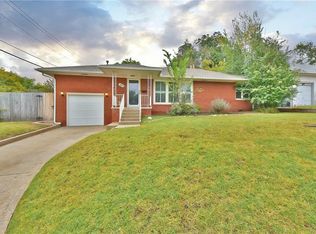 203 Benton Rd, Edmond, OK 73034