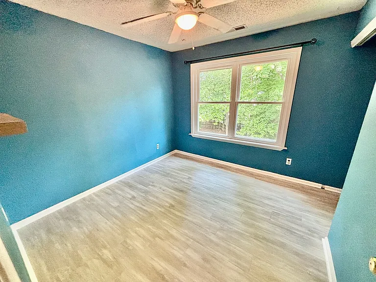 4512 Misty Ct — Photo 24