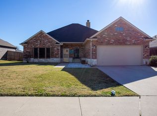 1108 Serendipity Cir, Sanger, TX 76266