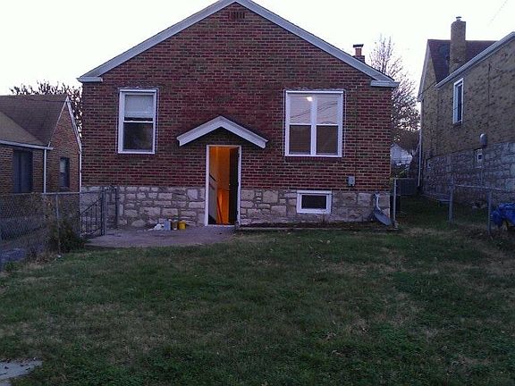 4th image of 545 Kingston Dr