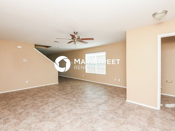 4th image of 1701 Vineridge Ln