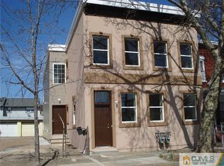 11 Union St, Carteret, NJ 07008