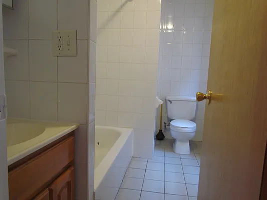 Rented by Landmark Real Estate | media 10