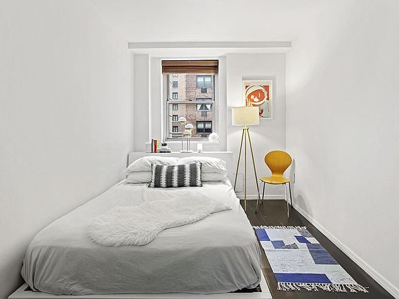 3rd image of 63 E 9th St APT 5X