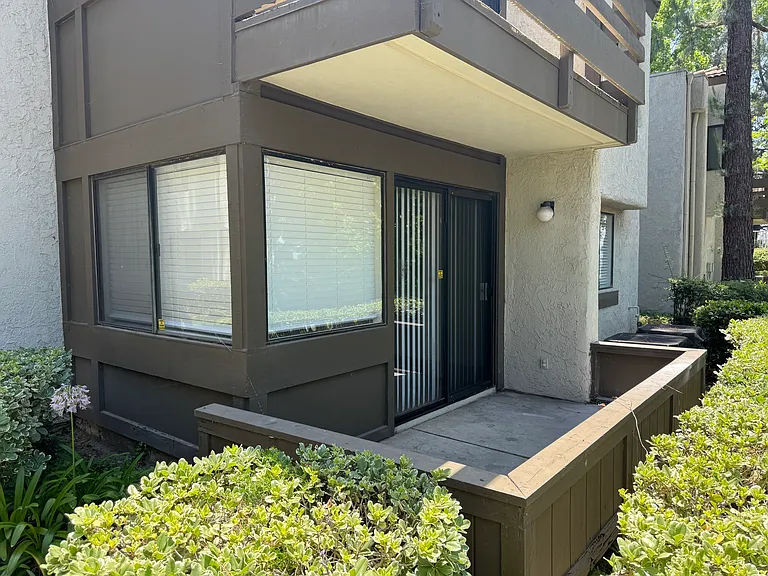 22741 Lakeway Dr #367 — Photo 9