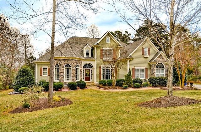 1st image of 143 Cherry Tree Dr