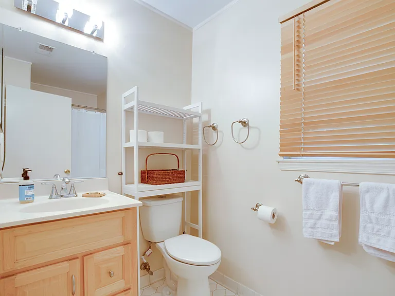 10535 Brevity Dr — Photo 35