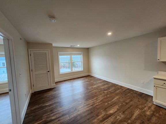 4th image of 5 Paul Francis Way Unit 1