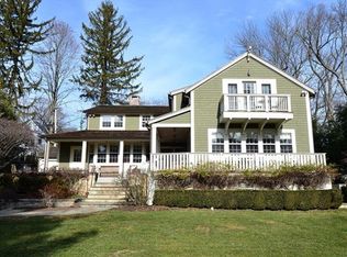49 Gilliam Ln, Riverside, CT 06878