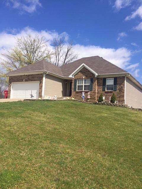 1st image of 118 Cardwell Ln