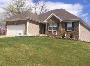 118 Cardwell Ln, Frankfort, KY 40601