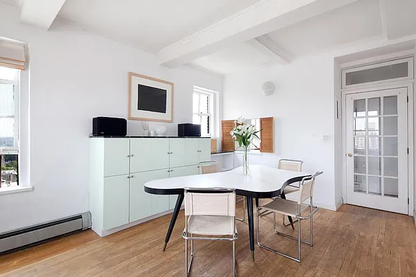 Rented by Corcoran | media 24