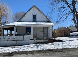 209 N Market St, Greencastle, IN 46135