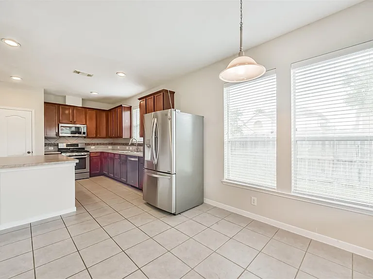 2601 Hewn Rock Way — Photo 15