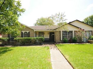 3723 Meadow Place Dr, Houston, TX 77082