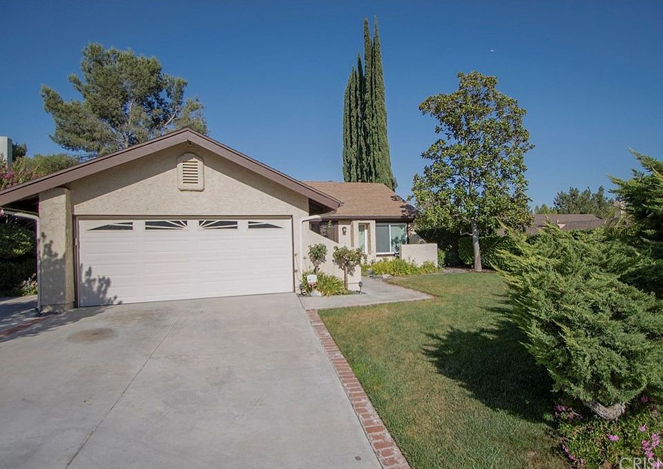 1st image of 22959 Magnolia Glen Dr