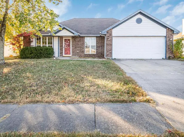 1105 Foxridge Dr, Warrensburg, MO 64093