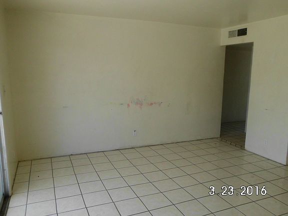 2nd image of 1017 E 9th Ave