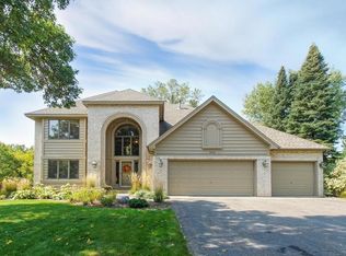 1909 Charlton St, West Saint Paul, MN 55118