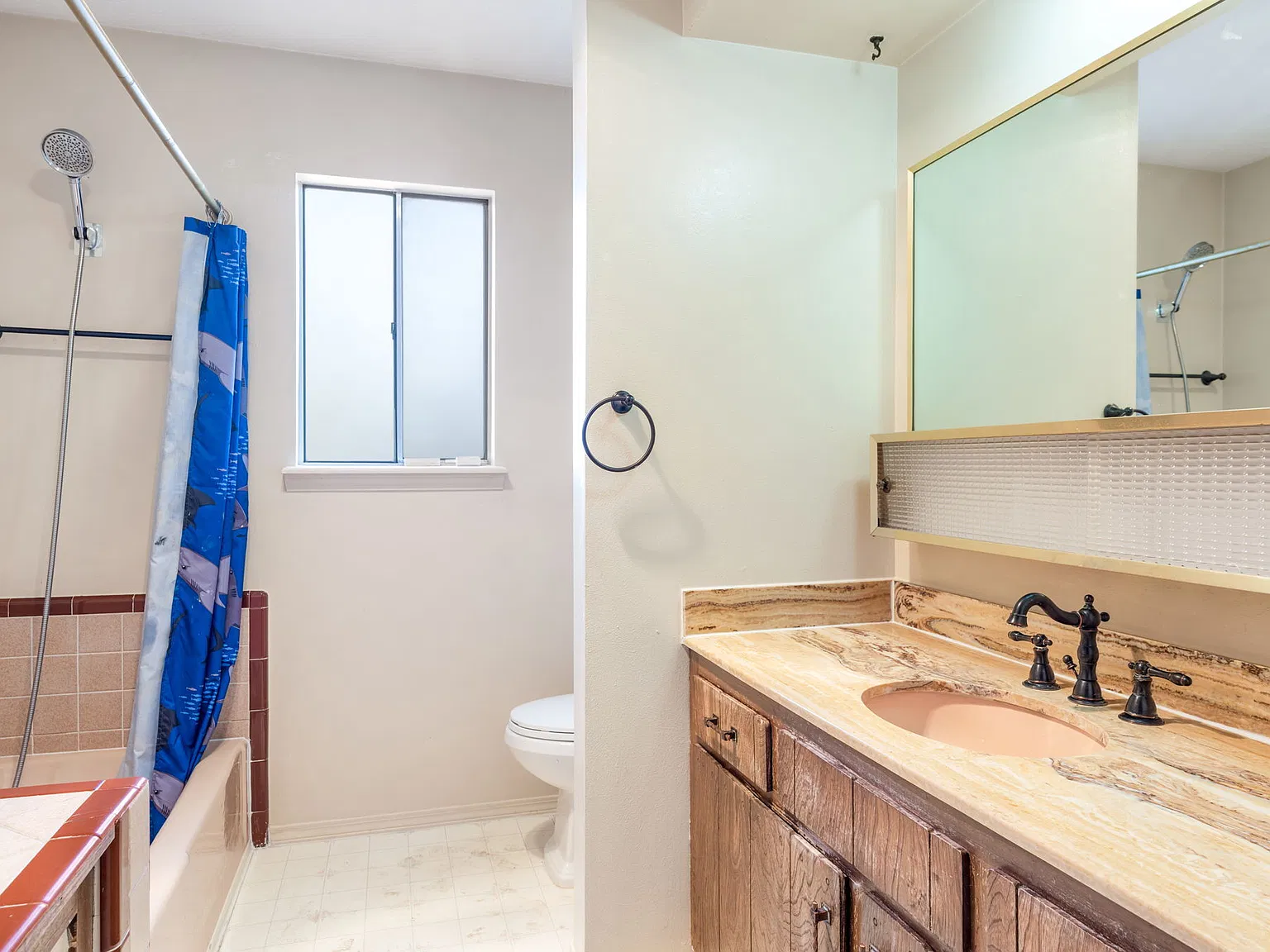 901 Santa Ana Ave SE - 0 — Photo 3