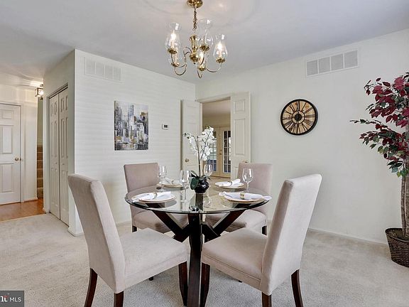 5th image of 275 College Manor Dr