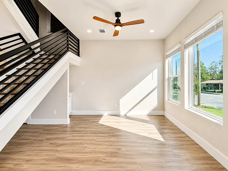 343 Porter St #101 — Photo 10