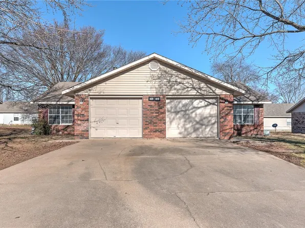 4418 & 4420 W Franciscan Trl, Fayetteville, AR 72704