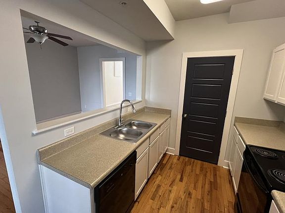 5th image of 102 W 2nd Ave Unit 103