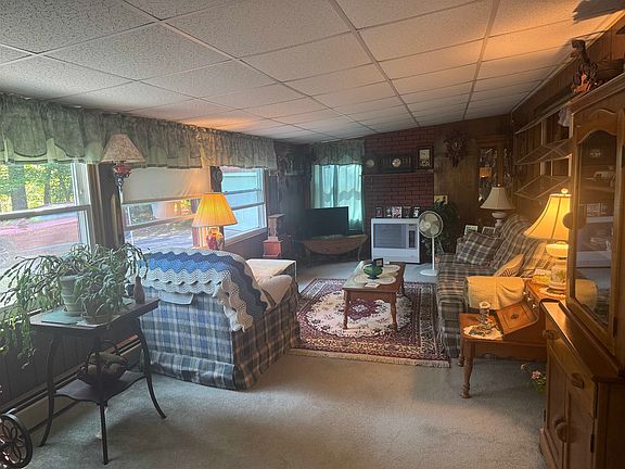 5th image of 40 Murphy Lane