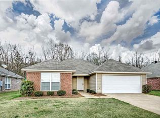 134 Cedar Spring Cir, Pearl, MS 39208