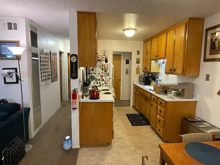 608 Adams St #4 — Photo 3